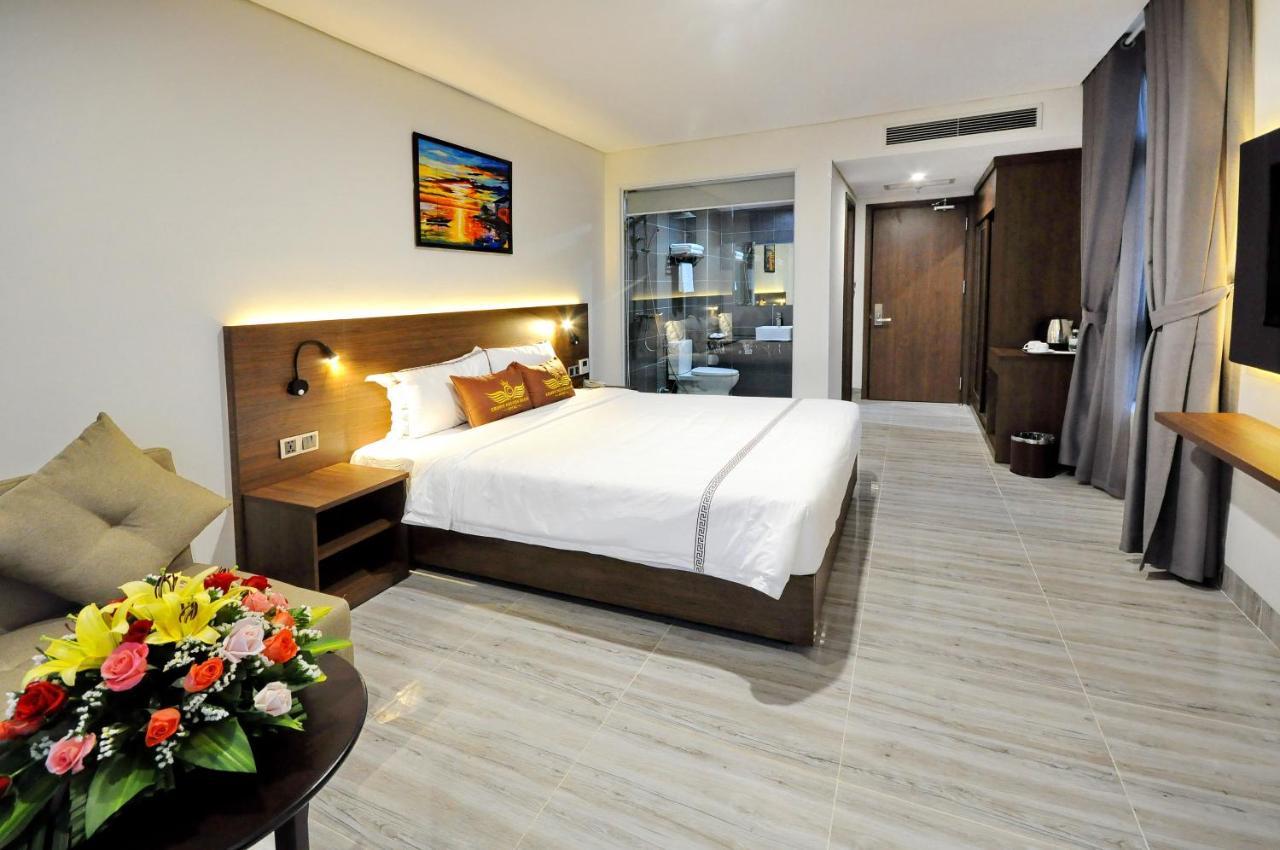 Crown Nguyen Hoang Hotel Nha Trang Bagian luar foto
