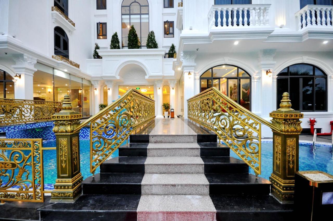 Crown Nguyen Hoang Hotel Nha Trang Bagian luar foto