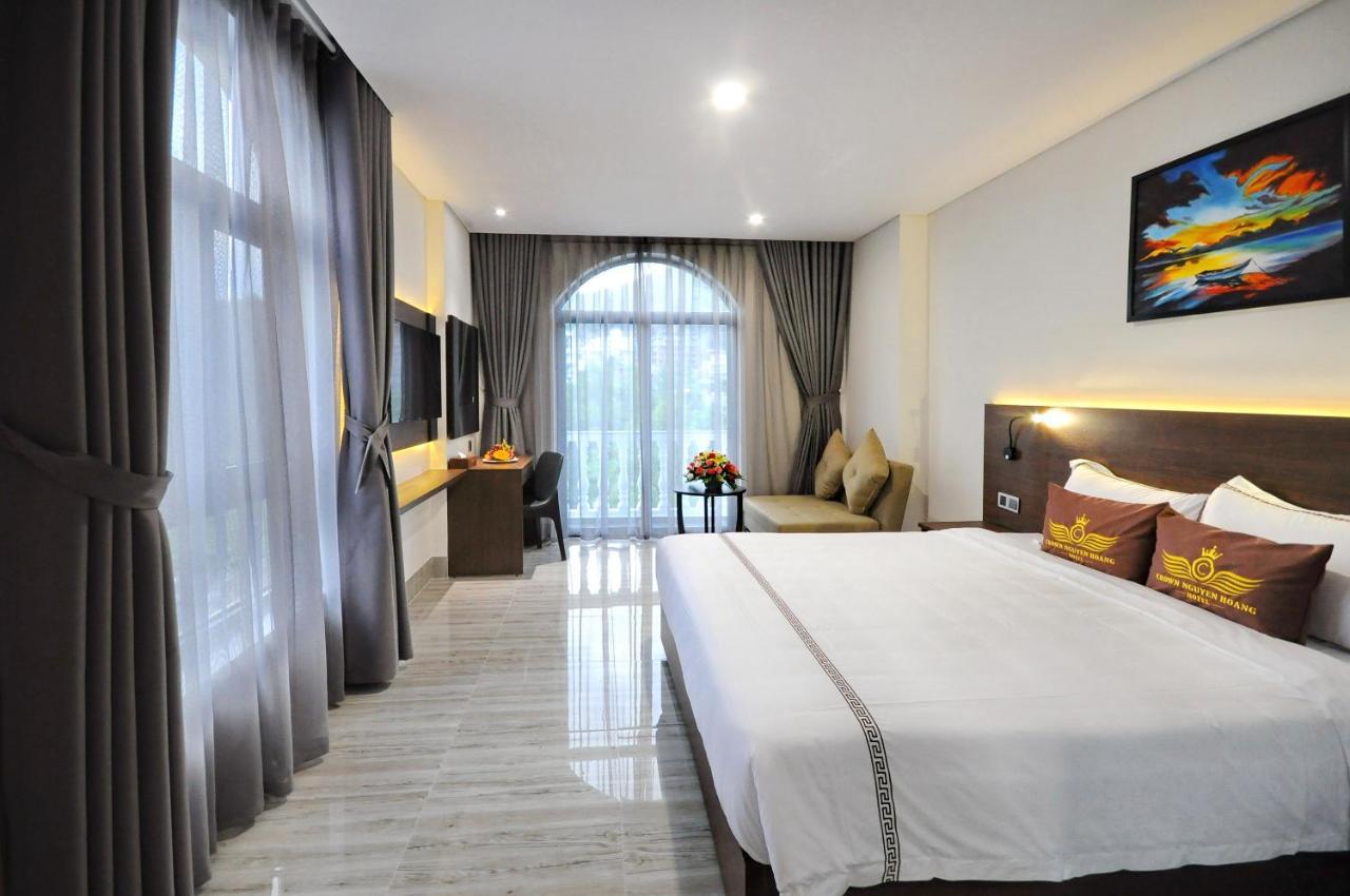 Crown Nguyen Hoang Hotel Nha Trang Bagian luar foto