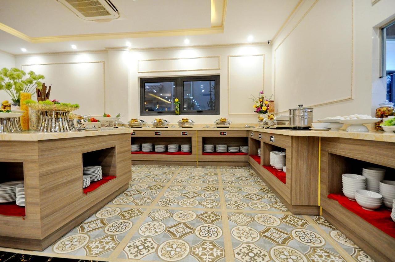 Crown Nguyen Hoang Hotel Nha Trang Bagian luar foto