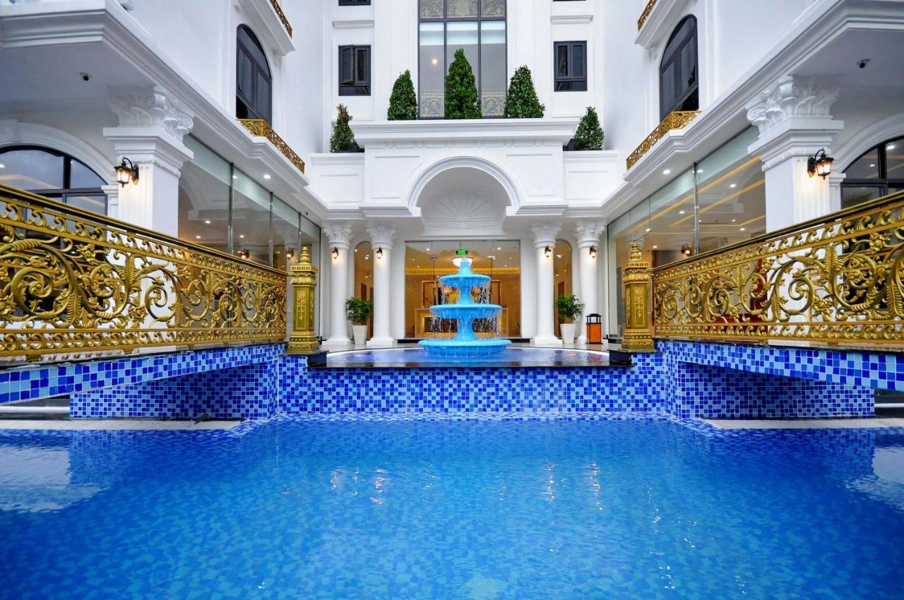 Crown Nguyen Hoang Hotel Nha Trang Bagian luar foto