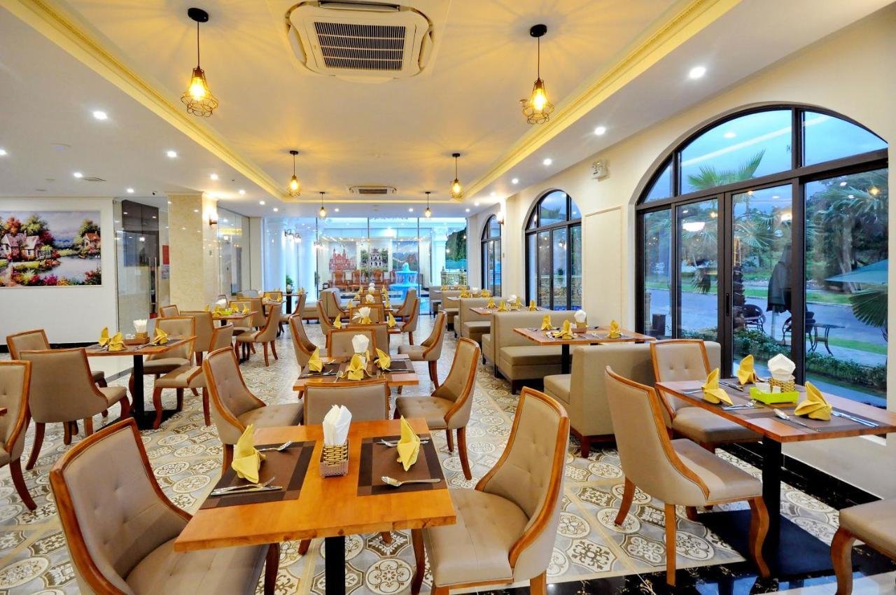 Crown Nguyen Hoang Hotel Nha Trang Bagian luar foto