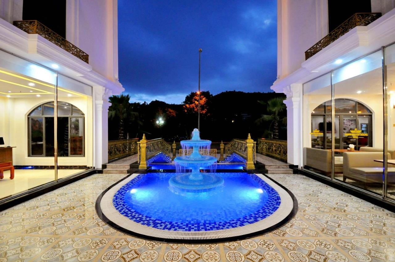 Crown Nguyen Hoang Hotel Nha Trang Bagian luar foto