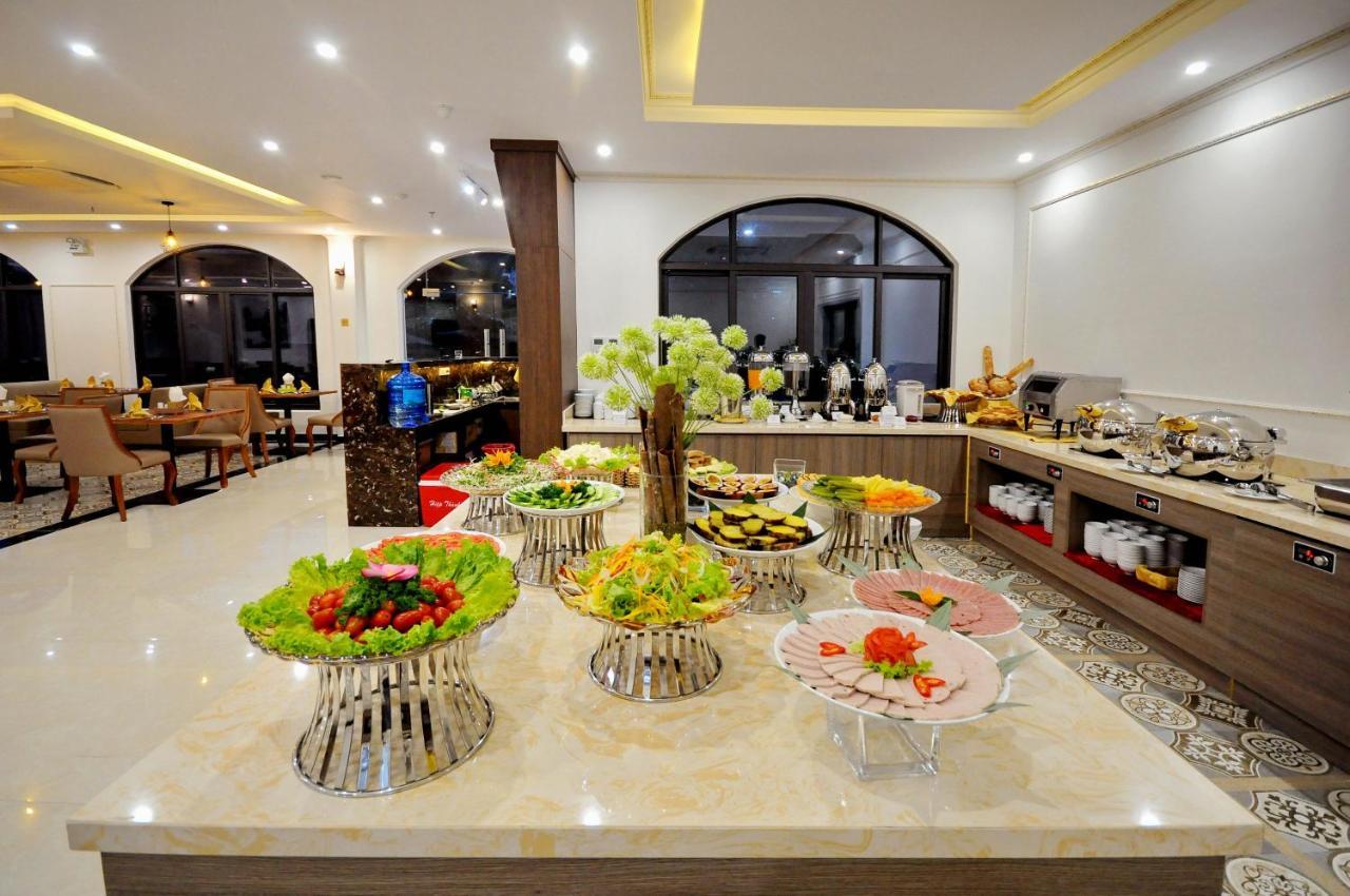 Crown Nguyen Hoang Hotel Nha Trang Bagian luar foto